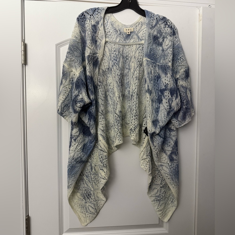 POL blue and white short sleeve acrylic knit cardigan asymmetrical EUC